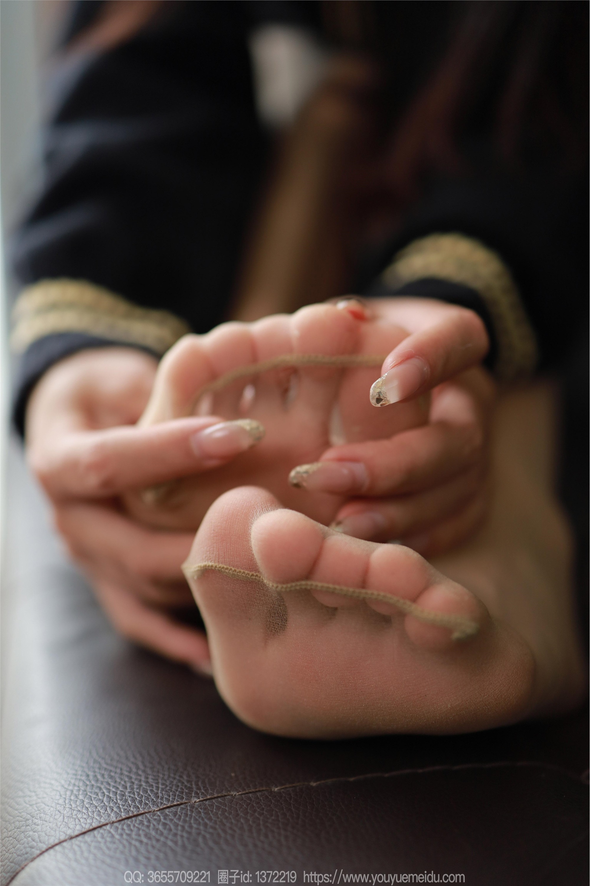 IESS异思趣向  2025.01.06 丝享家 1943 兔兔《白色靴子（下）》